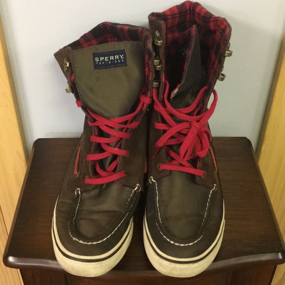 Winter Sperry boots